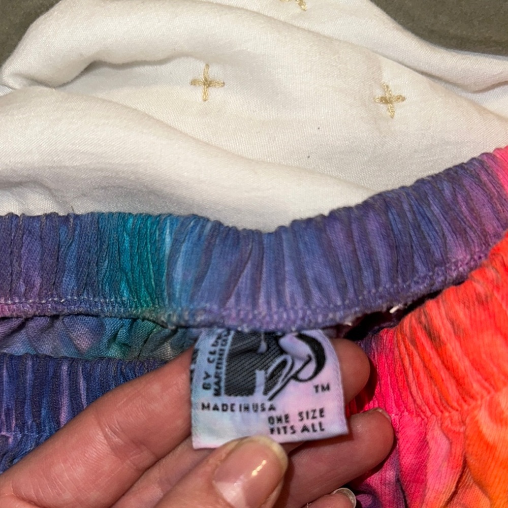 Vibrant Tie-Dye Off-Shoulder Top - Picture 2 of 4